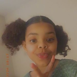 Meet your Posher, Faiza